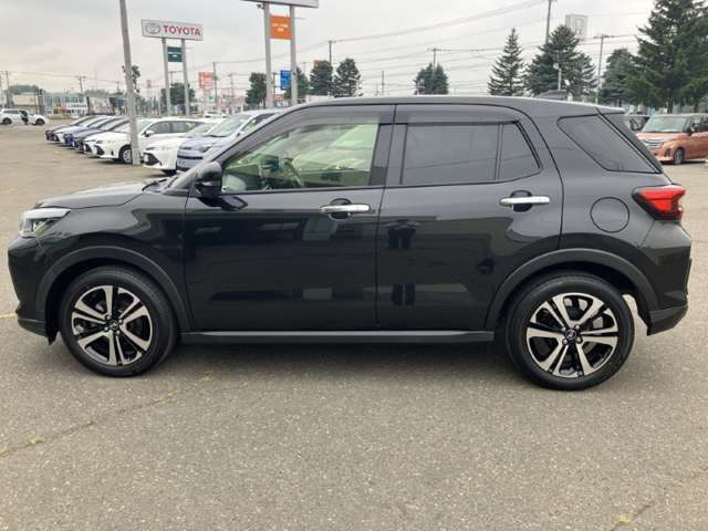 ロッキー1.0 プレミアム 4WD