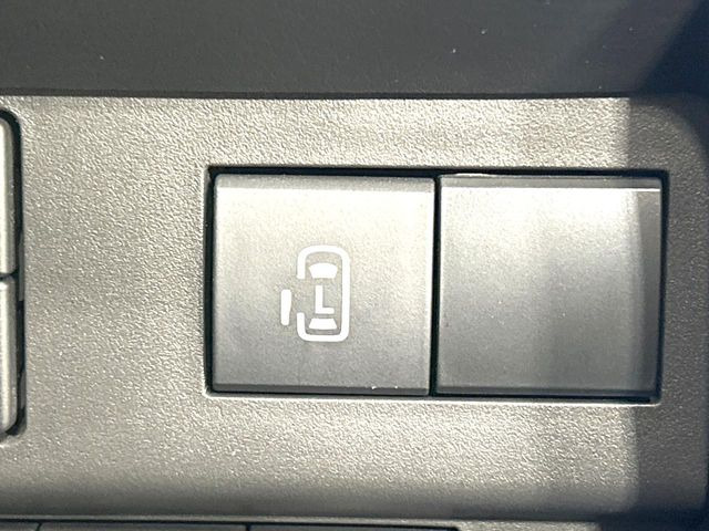 �y�p���[�X���C�h�h�A�z�X�}�[�g�L�[��^�]�Ȃ̃X�C�b�`�ŃX���C�h�h�A�̊J���\���d��������͂����ăh�A���J����K�v�������A���������q�l�ł��A�d���ו��������Ă��鎞�����N�ɊJ���߂ł��܂���