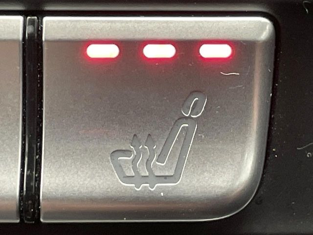 ���t�����g�V�[�g�q�[�e�B���O:�^�]�ȁE����ȋ��ɎO�i�K�Œ��߂��\�ȃV�[�g�q�[�^�[�𑕔����Ă���܂��B�G�߂��킸���K�ɂ��g�p���������܂��B