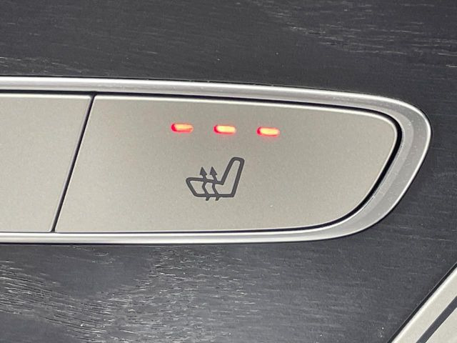 ���t�����g�V�[�g�q�[�e�B���O:�^�]�ȁE����ȋ��ɎO�i�K�Œ��߂��\�ȃV�[�g�q�[�^�[�𑕔����Ă���܂��B�G�߂��킸���K�ɂ��g�p���������܂��B