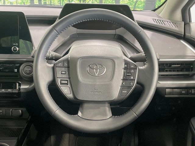 �y�����v�����X�e�A�����O�z�㎿�Ȋv���g�p���邱�ƂŁA��ɂ����������݂ƂĂ��^�]���₷���n���h���ł���