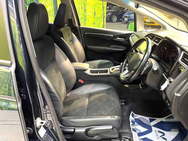 �y�n�[�t���U�[�V�[�g�z�������ƍ���S�n�𗼗������l�C�̃V�[�g���w�ʁE���ʂ̃t�@�u���b�N�f�ނ́A�ʋC���̗ǂ��⊊��ɂ����ɗD��Ă��܂��B�C���╞���ɍ��E���ꂸ���K�ɂ���肢�������܂��B