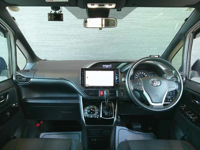 ヴォクシー2.0 ZS 煌