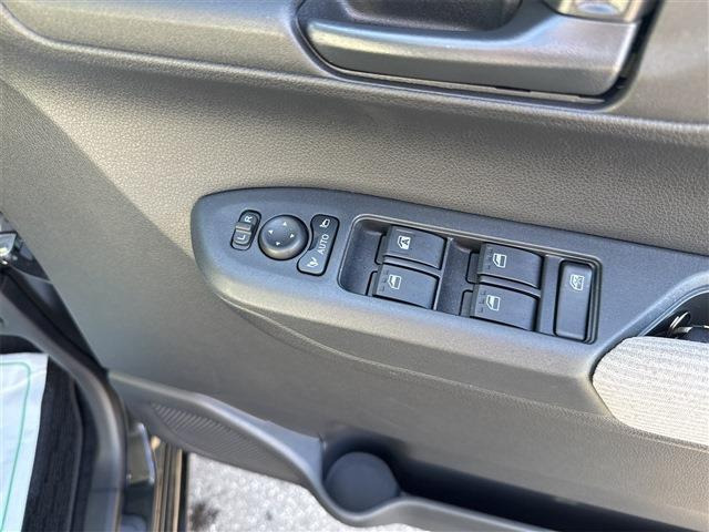 ���C�ɓ���̐������i���o�[�v���[�g��!�������܂��܂��N���܂���!����]�i���o�[�ɂ͒��I�ԍ���������܂��B(333�E555�E777�Ȃ�)���I�̏ꍇ�A����]�ɓY���Ȃ��ꍇ��������܂��B