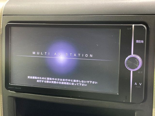 �y�����i�r�z�l�C�̏����i�r�𑕔����Ă���܂��B�i�r�̎g���₷���͂������A�I�[�f�B�I�@�\���[��!�L�����v�◷�s�͂������A�ʋ΂┃�����ȂǕ��i�̃h���C�u���y�����Ȃ�͂���