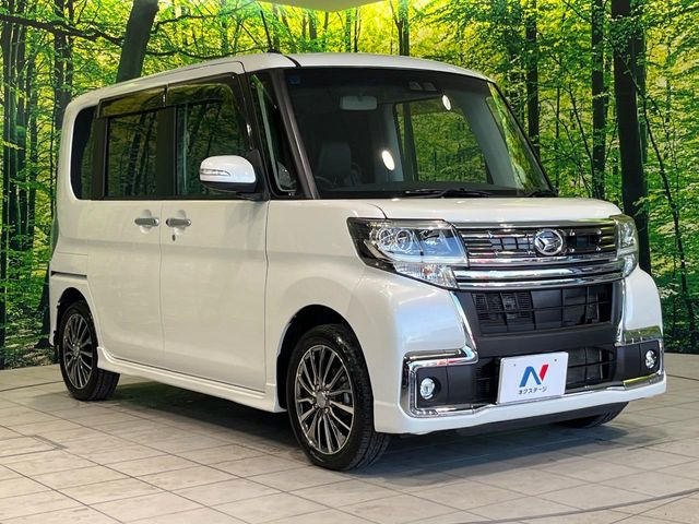 高透明度のガラス皮膜で撥水はもちろん、上質なツヤ・光沢を実現。紫外線や酸性雨から大切な愛車を保護し、色あせ・劣化を防止。「弾スプラッシュコート」、「弾プリミッサコート」からお選びいただけます。