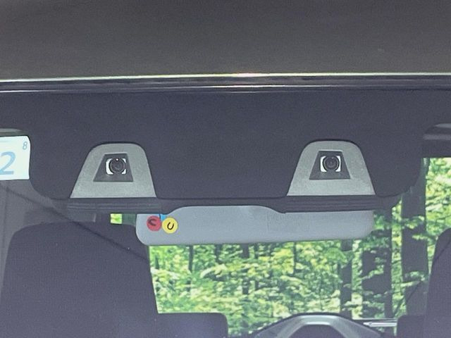 �y�X�Y�L �Z�[�t�e�B�T�|�[�g�z���s���ɑO���̎ԗ�����F�����A�Փ˂������Ȏ��͌x��ƃu���[�L�ŏՓˉ���Ɣ�Q�y�����A�V�X�g�B�����S�Ƀh���C�u�����y���݂��������܂��B