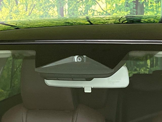 �y�X�Y�L �Z�[�t�e�B�T�|�[�g�z���s���ɑO���̎ԗ�����F�����A�Փ˂������Ȏ��͌x��ƃu���[�L�ŏՓˉ���Ɣ�Q�y�����A�V�X�g�B�����S�Ƀh���C�u�����y���݂��������܂��B