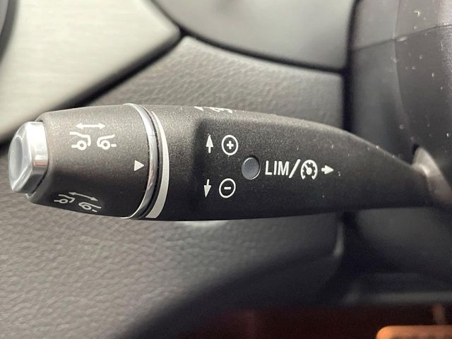 �����[�_�[�N���[�Y�R���g���[��:�O�̎ԂƂ̎Ԋԋ��������ɂƂ�A��葬�x�Ŏ������s���Ă���鎟����̃N���[�Y�R���g���[��!��ɍ������H�⎩���Ԑ�p���H�Ŏg�p����֗��ȋ@�\�ł�!