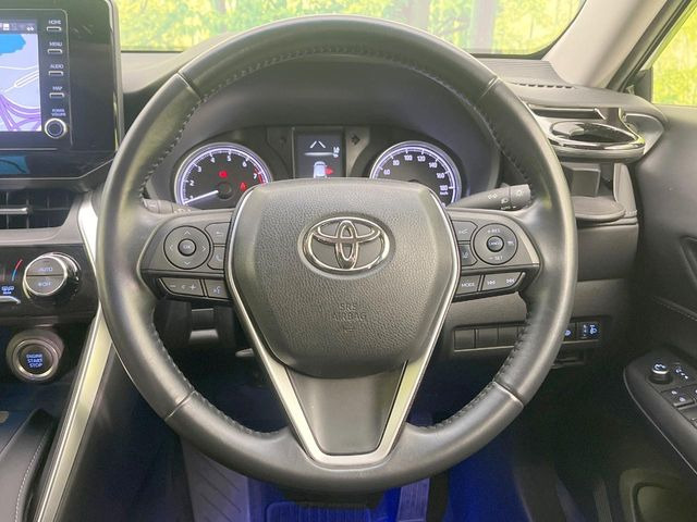 ステアリングも使用感が少なく、きれいな状態となっております♪