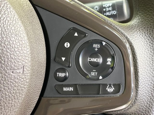 �y�A�_�v�e�B�u�N���[�Y�R���g���[���z�������H�ł̒��������s���y��!!�����ő��x��ۂN���[�Y�R���g���[�����A�Փˌy���V�X�e���ƘA�g���A�O���̎ԗ������m���ĎԊԂ�ۂ悤�ɑ��x���߂��Ă���܂�!!