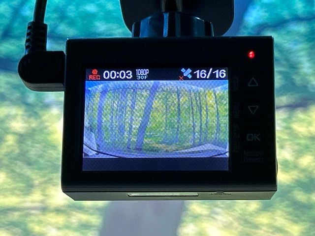 �y�h���C�u���R�[�_�[�z���S�E���S�ȃJ�[���C�t�ɕK�{�̃h���C�u���R�[�_�[�𑕔�!���s���͂������A������^�]�⎖�̂ɑ��������ۂ̏󋵂��f���ŋL�^���A����̃��X�N�ɔ����܂��B