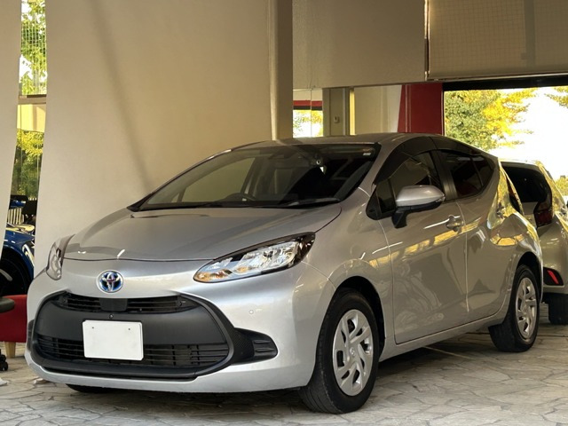 アクア(トヨタ) 1.5 X　純正ナビ AppleCarPlay ETC 中古車画像