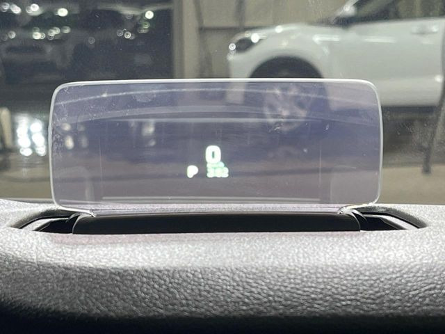 �y�w�b�h�A�b�v�f�B�X�v���C�z���݂̑��x�⑖�s�����f�W�^���\���ŉ^�]�ȑO���̃K���X�ɓ��e!�^�]���A�ڐ������炳���K�v�ȏ����m�F�ł���̂łƂ��Ă��֗��ň��S!