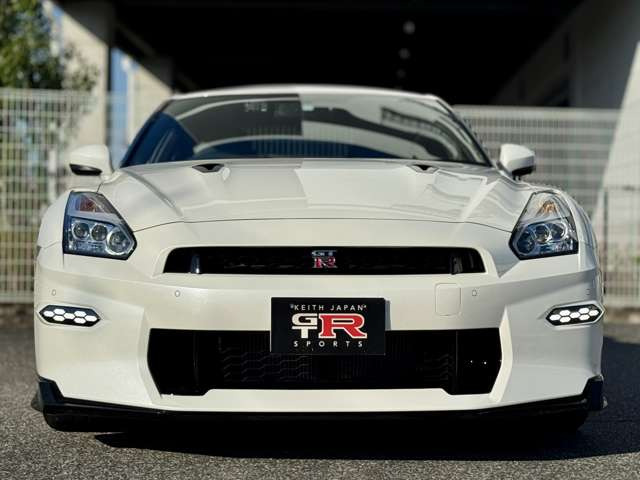 �����GT-R35 �O���[�h�́����ł��B���x�����@�Ȃǂ��C�y�ɂ����k���������܂��B���q�l�ɂ������ԍσv�����̂��񎦁A�܂��̓I�v�V�����v�����Ȃǂ��񎦂����Ă��������܂��B