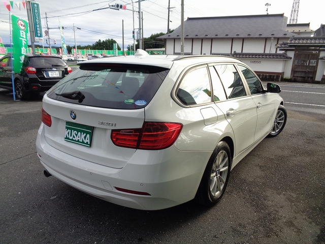 3シリーズツーリング320d