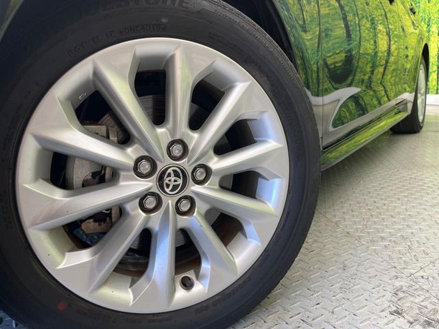 �y����16�C���`�A���~�z�C�[���z�O�ςɃ}�b�`���������A���~�z�C�[���𑕒����Ă���܂��B�e��ЊO�A���~�z�C�[����A�X�^�b�h���X�^�C�����戵�����Ă���܂��B���񂲑��k����������