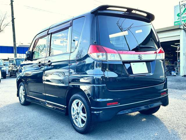 当店は、契約時に頭金10万円頂いております。その時点で契約となり、順に登録の準備をさせて頂いております。