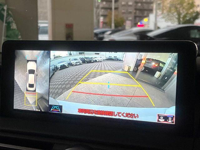 �y�p�m���~�b�N�r���[���j�^�[�z��p�̃J�����ɂ��A�ォ�猩���낵���悤�Ȏ��_��360�x�N���}�̎��͂��m�F���邱�Ƃ��ł��܂������p�������m�F���₷���A�����ꏊ�ł̐؂�Ԃ��⒓�Ԃ��X���[�Y�ɍs���܂��B