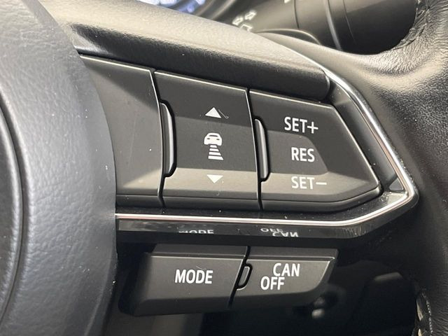 【マツダ・レーダークルーズコントロール】高速道路での長距離走行が楽に!自動で速度を保つクルーズコントロールが、衝突軽減システムと連携し、前方の車両を感知して車間を保つように速度調節してくれます!!