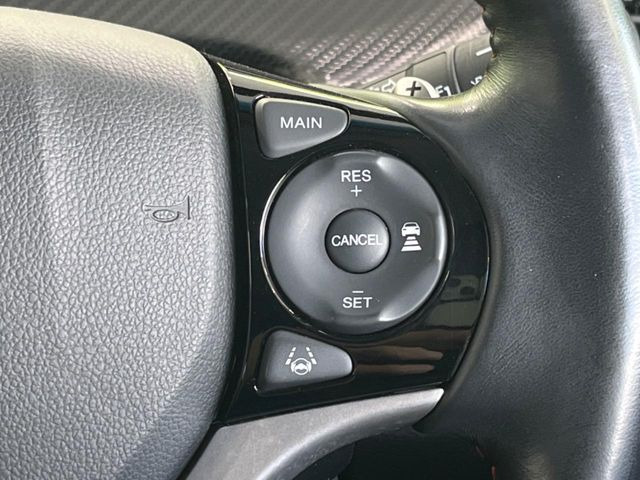 �y�A�_�v�e�B�u�N���[�Y�R���g���[���z�������H�ł̒��������s���y��!!�����ő��x��ۂN���[�Y�R���g���[�����A�Փˌy���V�X�e���ƘA�g���A�O���̎ԗ������m���ĎԊԂ�ۂ悤�ɑ��x���߂��Ă���܂�!!