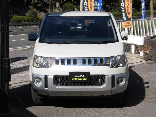 �l�C�̃f���JD5���A4WD�ŁA�����d���X���C�h�h�A�ŁA�N���[�Y�R���g���[���ŁA�I�[�g���C�g�ŁAHID�w�b�h���C�g�ŁA�Ԍ�2�N�����t���ŁA�S�������O�ۏ�24��������3���L���܂ł��ċ����̉��i^^