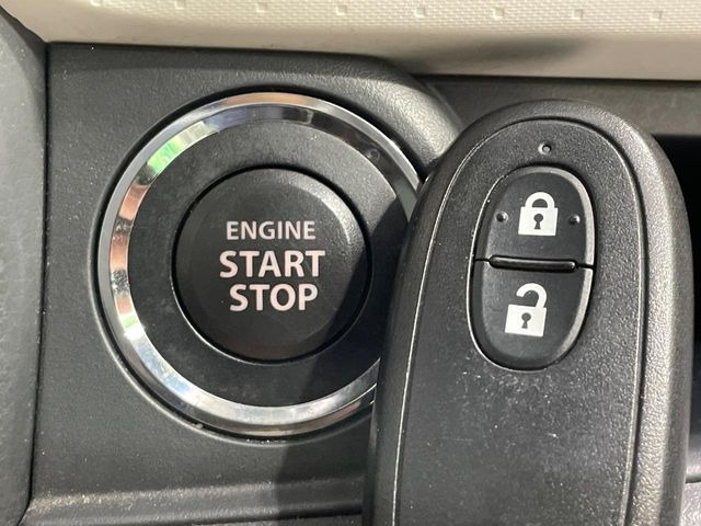 �y�L�[���X�X�^�[�g�V�X�e���z�J�o����|�P�b�g�ɓ��ꂽ�܂܂ł��h�A�̎{���E�������\�ȃX�}�[�g�L�[�𑕔��B�G���W���̃I���E�I�t�����J�M�����o���K�v����������Ƃ��Ă��֗��ł���