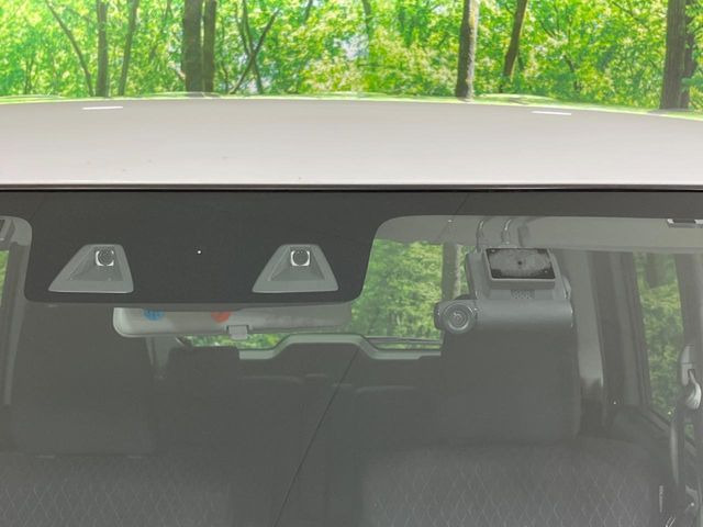 �y�X�Y�L �Z�[�t�e�B�T�|�[�g�z���s���ɑO���̎ԗ�����F�����A�Փ˂������Ȏ��͌x��ƃu���[�L�ŏՓˉ���Ɣ�Q�y�����A�V�X�g�B�����S�Ƀh���C�u�����y���݂��������܂��B