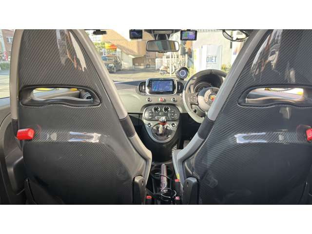 アバルト595コンペティツィオーネ パフォーマンス パッケージ