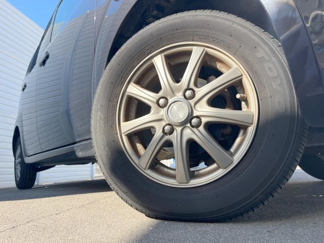 �y13�C���`�A���~�z�C�[���z�O�ςɃ}�b�`�����A���~�z�C�[���𑕒����Ă���܂��B�e��A���~�z�C�[����A�X�^�b�h���X�^�C�����戵�����Ă���܂��B���񂲑��k����������