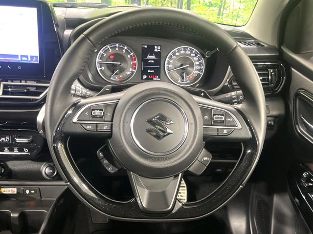 �y�����v�����X�e�A�����O�z�㎿�Ȋv���g�p���邱�ƂŁA��ɂ����������݂ƂĂ��^�]���₷���n���h���ł���