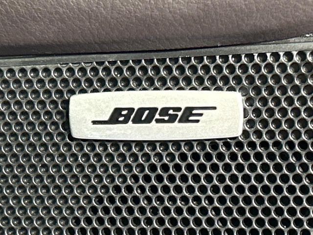 �yBOSE�T�E���h�V�X�e���z�[���̃i�r�@�\�͂������A���x�ȃ`���[�j���O�\�͂����ڂ���Ă���A�������ȉ��y�����y���݂��������܂���