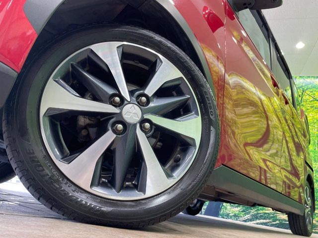 �y����15�C���`�A���~�z�C�[���z�O�ςɃ}�b�`���������A���~�z�C�[���𑕒����Ă���܂��B�e��ЊO�A���~�z�C�[����A�X�^�b�h���X�^�C�����戵�����Ă���܂��B���񂲑��k����������