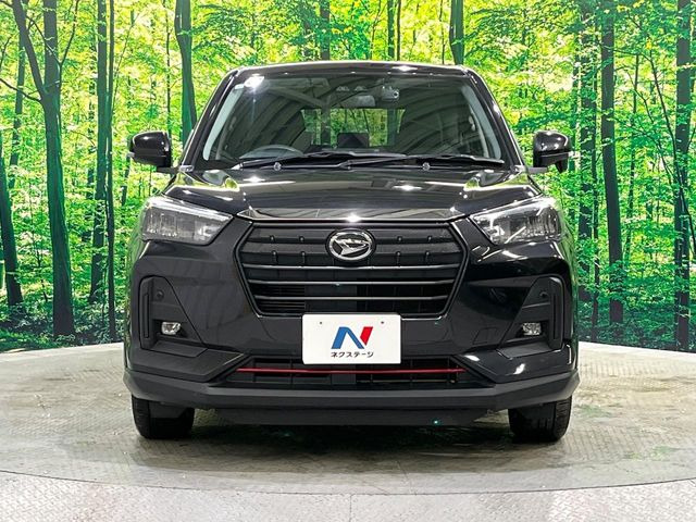 ��D�]�𒸂��Ă���܂��{�f�B�R�[�g���D�]��t���B�������x�̃K���X�疌�ŝ����͂������A�㎿�ȃc���E����������B���O����_���J�����؂Ȉ��Ԃ�ی삵�A�F�����E�򉻂�h�~�B