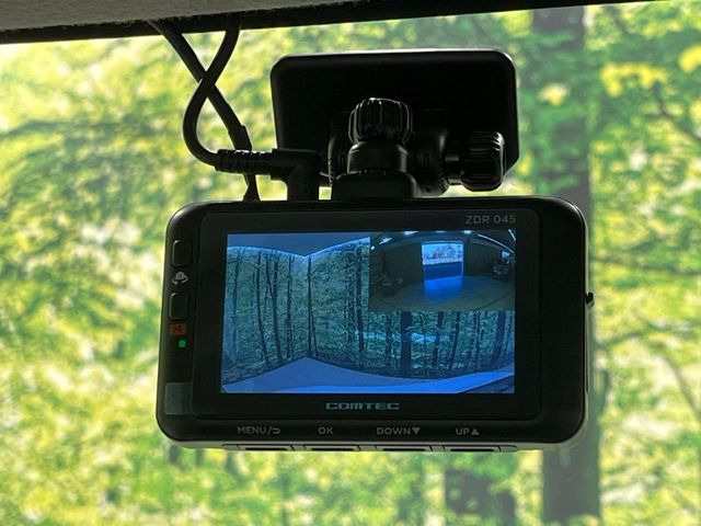 �y�h���C�u���R�[�_�[�z�h���C�u���R�[�_�[����!���s���͂������A������^�]�⎖�̂ɑ��������ہA�f���ŋL�^���A����̃��X�N�ɔ����܂��B���L�^�pSD�J�[�h�͂��q�l�����g�ł��������������K�v������܂��B