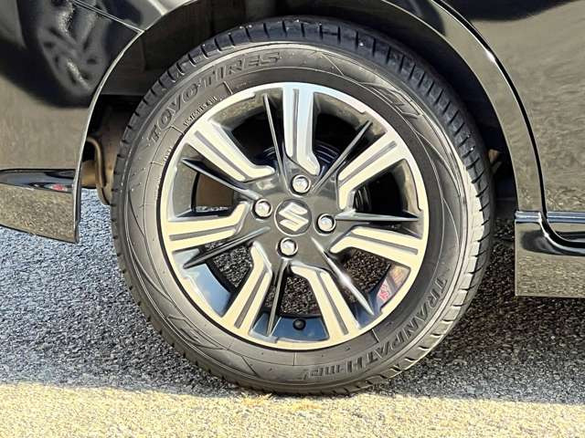 ���Ђ́A���q���܂̃j�[�Y�ɂ������o����悤�A�L�x�ȎԎ����葵���Ă���܂��B����芷���̍ۂ��A����A��낵�����肢�������܂��B