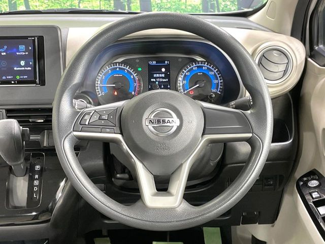 �y�X�e�A�����O�X�C�b�`�z�^�]���A�O������ڐ������炷���ƂȂ��A�I�[�f�B�I���̑��삪�\�ȕ֗��@�\!���S&���K�ȃh���C�u�����o���Ă���܂���