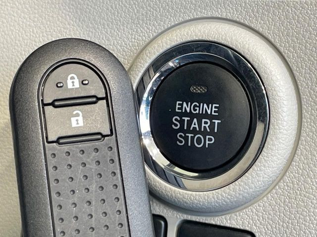 �y�L�[�t���[�V�X�e���z�J�o����|�P�b�g�ɓ��ꂽ�܂܂ł��h�A�̎{���E�������\�ȃX�}�[�g�L�[�𑕔��B�G���W���̃I���E�I�t�����J�M�����o���K�v����������Ƃ��Ă��֗��ł���