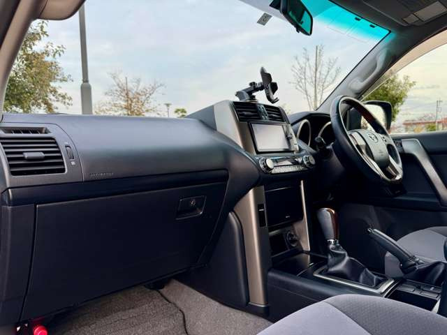 ���X�ł͂��_�񒸂��܂������q�l�Ƀh���C�u���R�[�_�[��K���X�R�[�e�B���O�{�H�ȂǁA���l�i��}���Ă��񋟂����Ē����Ă���܂��B�ڍׂ̓X�^�b�t�܂ł��C�y�ɂ��₢���킹���������܂��B