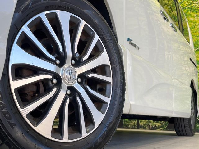 �y����16�C���`�A���~�z�C�[���z�O�ςɃ}�b�`���������A���~�z�C�[���𑕒����Ă���܂��B�e��ЊO�A���~�z�C�[����A�X�^�b�h���X�^�C�����戵�����Ă���܂��B���񂲑��k����������