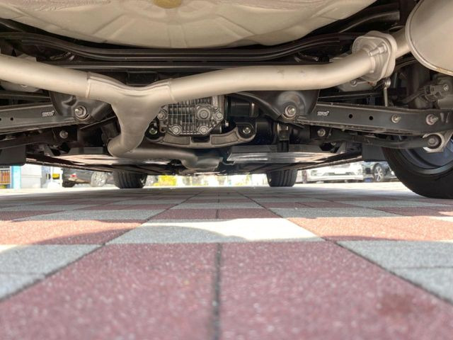 下回りがきれいなうちに、防錆加工の施工がオススメ。降雪地域はもちろん、沿岸部にお住いの方や、趣味でマリン・ウィンタースポーツをされる方にご好評いただいております。