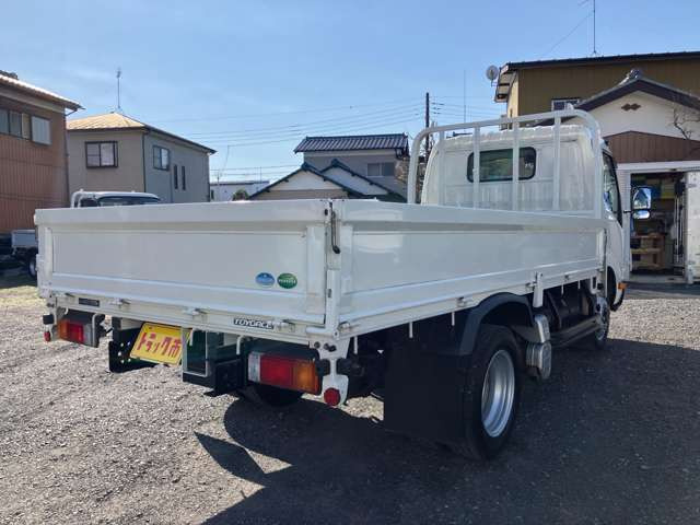 �S���z���[��&�Ɣ�&�e��ˑ�������܂�!