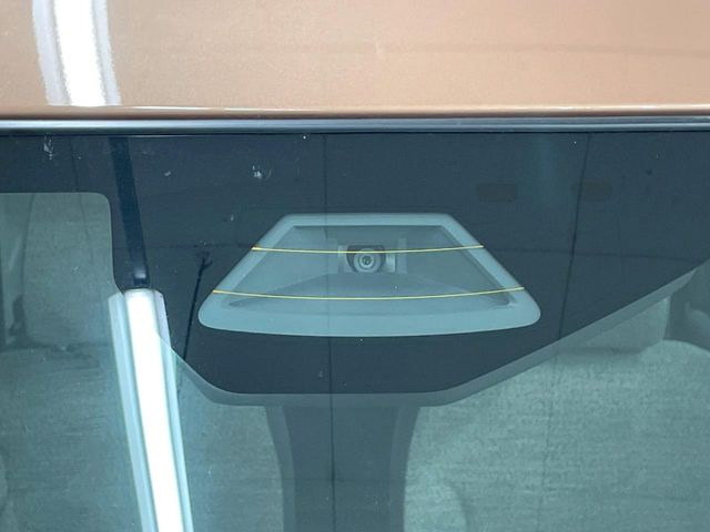 �y�X�Y�L �Z�[�t�e�B�T�|�[�g�z���s���ɑO���̎ԗ�����F�����A�Փ˂������Ȏ��͌x��ƃu���[�L�ŏՓˉ���Ɣ�Q�y�����A�V�X�g�B�����S�Ƀh���C�u�����y���݂��������܂��B