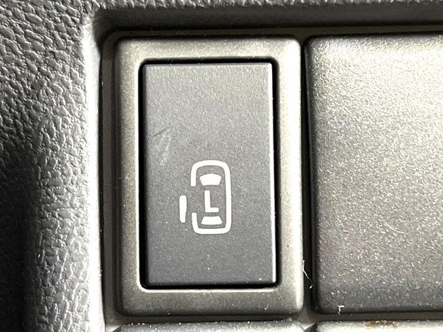 �y�p���[�X���C�h�h�A�z�X�}�[�g�L�[��^�]�Ȃ̃X�C�b�`�ŃX���C�h�h�A�̊J���\���d��������͂����ăh�A���J����K�v�������A���������q�l�ł��A�d���ו��������Ă��鎞�����N�ɊJ���߂ł��܂���