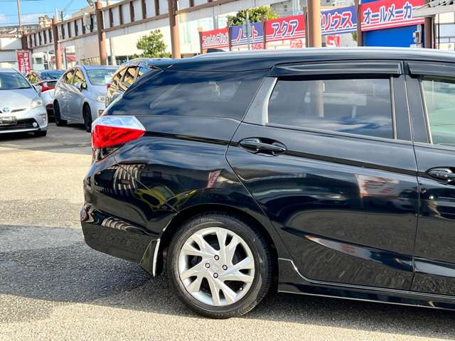 ���Ђ́A���q���܂̃j�[�Y�ɂ������o����悤�A�L�x�ȎԎ����葵���Ă���܂��B����芷���̍ۂ��A����A��낵�����肢�������܂��B