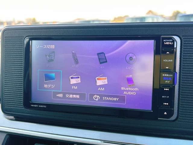 ���D�݂̃J�[�i�r�ւ̃J�X�^�����������������܂�!����]�̍ۂɂ͓��X�X�^�b�t�܂ł��C�y�ɂ����k��������