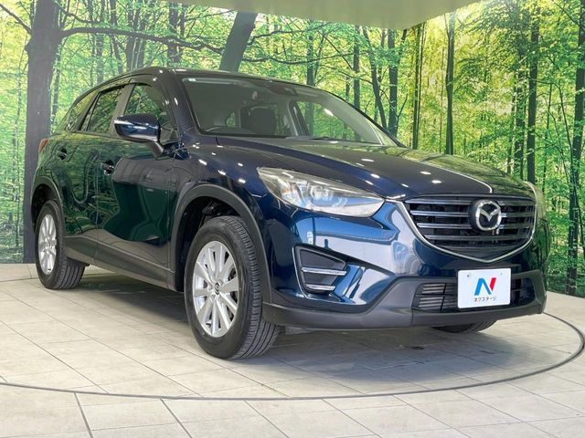 高透明度のガラス皮膜で撥水はもちろん、上質なツヤ・光沢を実現。紫外線や酸性雨から大切な愛車を保護し、色あせ・劣化を防止。「弾スプラッシュコート」、「弾プリミッサコート」からお選びいただけます。