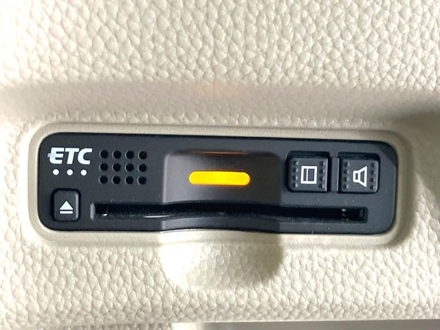 【ETC】高速道路の料金所をストレスなく通過!話題のスポットやサービスエリアに多い「スマートIC」利用時は必須のアイテムです。当店でセットアップを実施、ご納車当日からすぐにご利用いただけます!