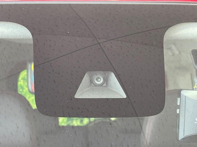 �y�O�He-Assist�z���s���ɑO���̎ԗ�����F�����A�Փ˂������Ȏ��͌x��ƃu���[�L�ŏՓˉ���Ɣ�Q�y�����A�V�X�g�B�����S�Ƀh���C�u�����y���݂��������܂��B