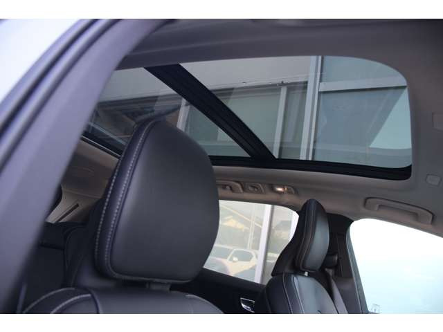 XC60ウルトラ B5 AWD 4WD